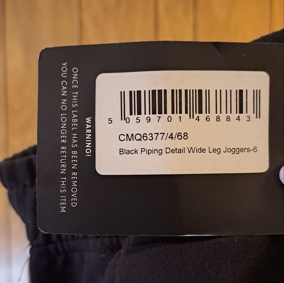 Joggers - Picture 9 of 10